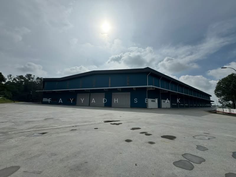 Factory for Rent in Nilai (Negeri Sembilan) - Fayyadh Setak - Exterior - PropertyGuru.com.my