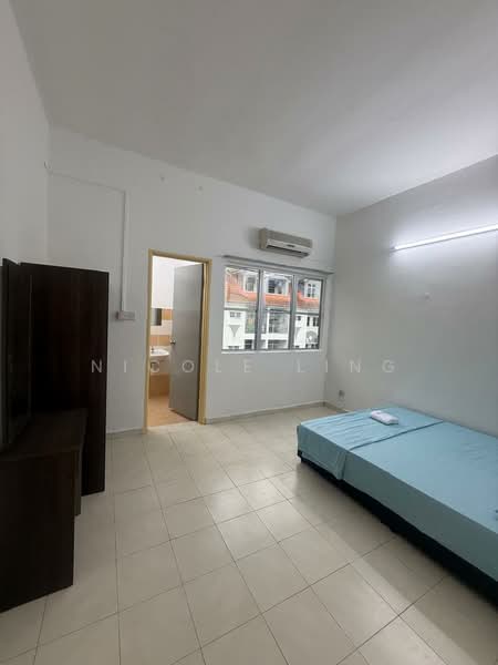 Apartment for Sale at Alpine Village - Nicole Ling - Bedroom - PropertyGuru.com.my