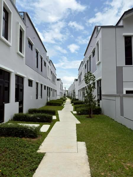 2-storey Terraced House for Sale in Taman Mount Austin (Tebrau) - Tom Chiew - Exterior - PropertyGuru.com.my