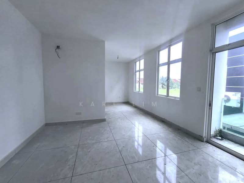Rumah Berkembar untuk Dijual di Skudai (Johor) - Karl Lim - PropertyGuru.com.my
