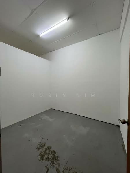Shop for Rent in Taman Mutiara Mas (Skudai) - Robin Lim - Interior - PropertyGuru.com.my