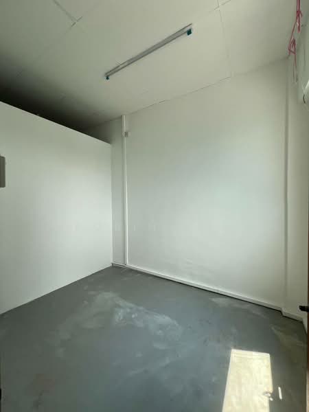 Shop for Rent in Taman Mutiara Mas (Skudai) - Robin Lim - Interior - PropertyGuru.com.my