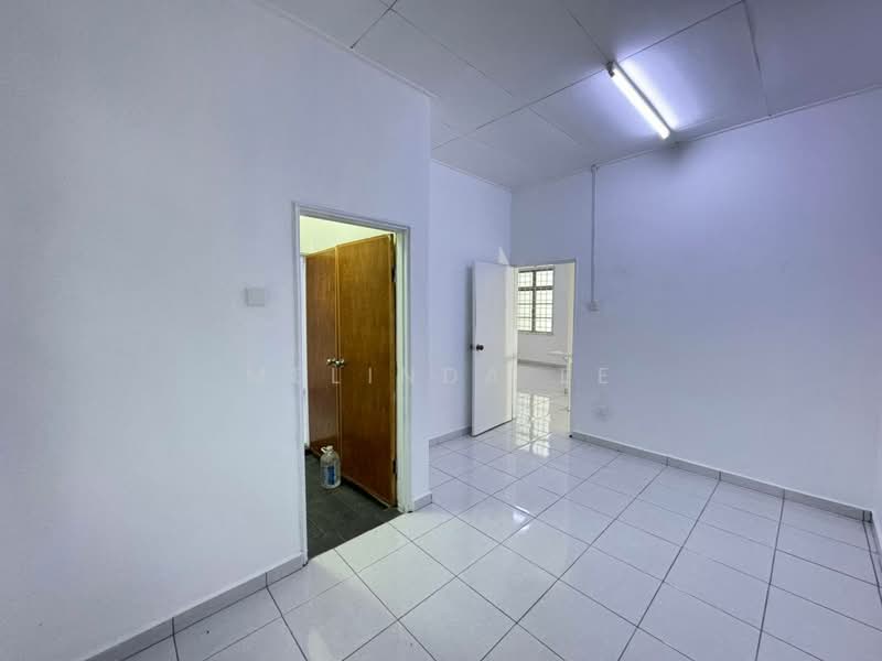 Rumah Teres 2 Tingkat untuk Dijual di Taman Puteri Wangsa (Ulu Tiram) - Melinda Ee - PropertyGuru.com.my