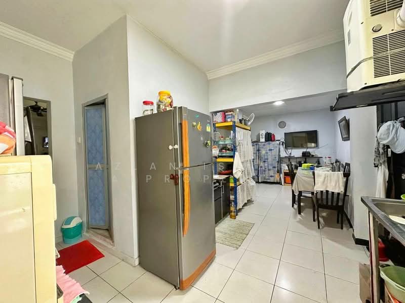 Rumah Teres 1 Tingkat untuk Dijual di Johor Bahru (Johor) - Azlan Ismail aiproperty - Kitchen - PropertyGuru.com.my