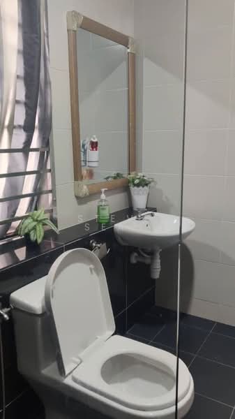 Pangsapuri untuk Dijual di Austin Regency (Pangsapuri Austin Perdana) - Steve Seah - Bathroom - PropertyGuru.com.my
