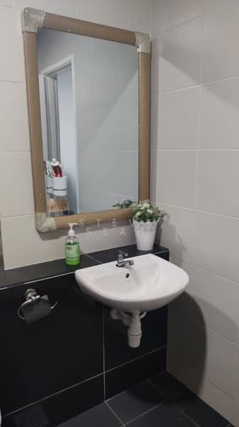 Pangsapuri untuk Dijual di Austin Regency (Pangsapuri Austin Perdana) - Steve Seah - Bathroom - PropertyGuru.com.my