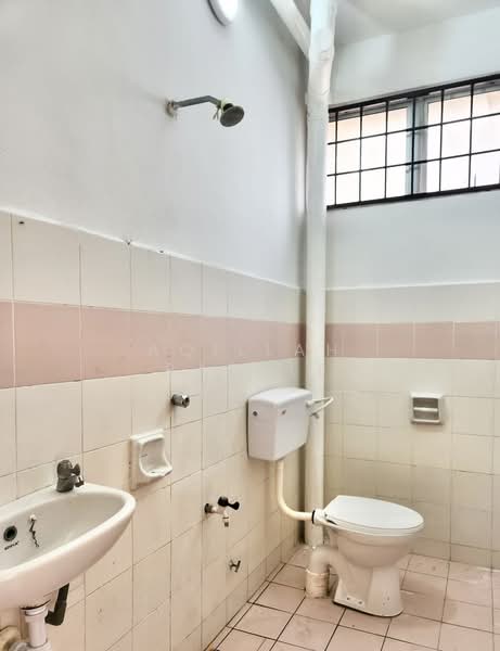 Apartment for Sale at Sri Melor (Mulberry Court) - Aqillah Razali - Bathroom - PropertyGuru.com.my
