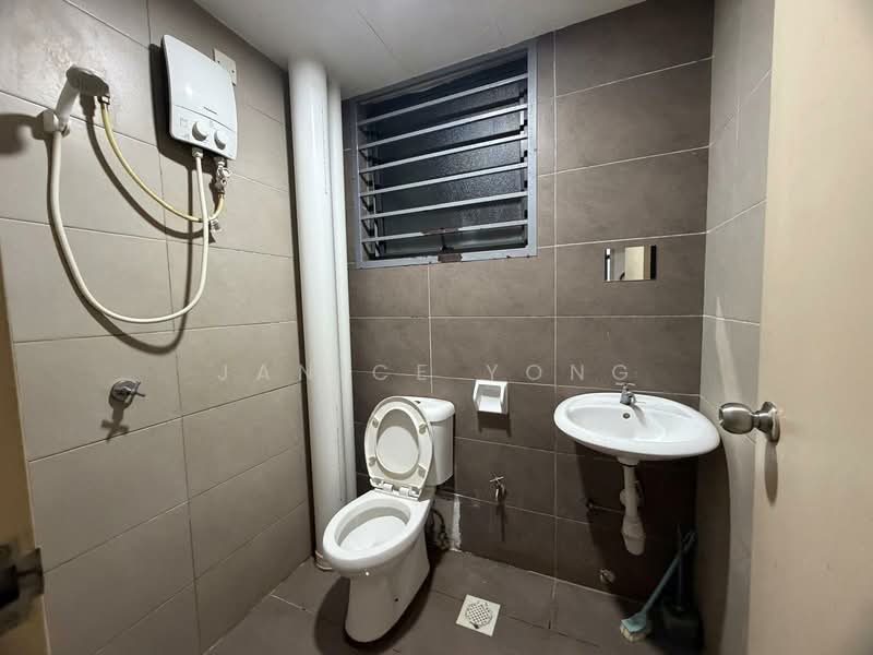 Servis Apartment untuk Disewa di ARC @ Austin Hills - Janice Yong - Bathroom - PropertyGuru.com.my