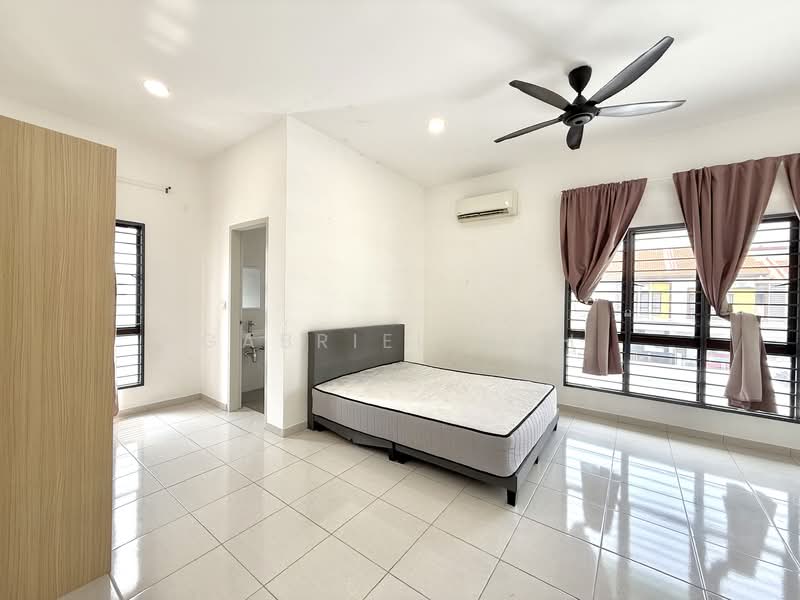 2-storey Terraced House for Sale in Setia Utama (Setia Alam) - GABRIEL GOH - Bedroom - PropertyGuru.com.my