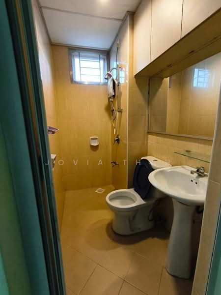 Apartment for Rent at Sri Samudera Apartment (Seaview Residence Suites) - Jovia Thoh - Bathroom - PropertyGuru.com.my
