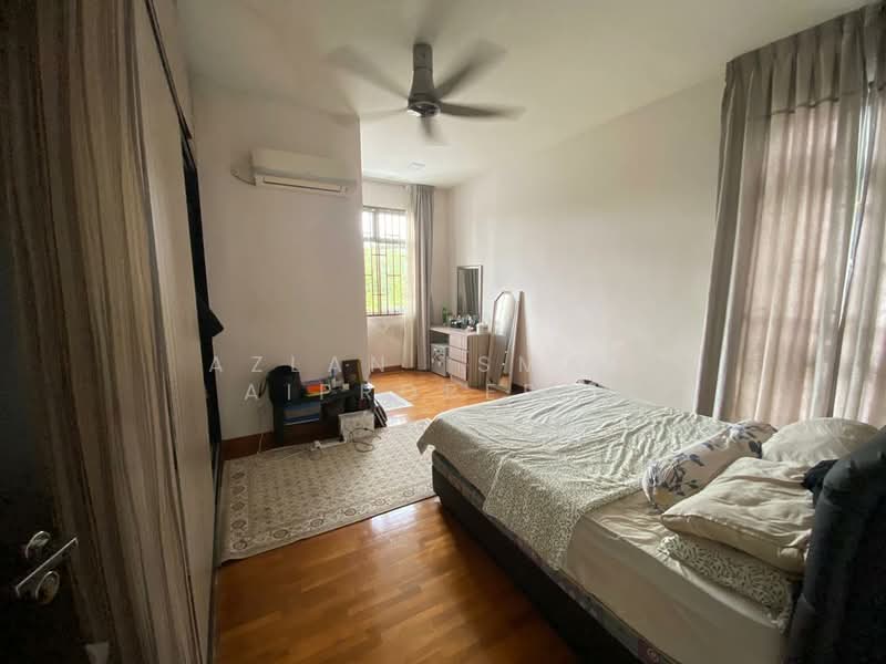Semi-Detached House for Sale in Taman Impian Emas (Skudai) - Azlan Ismail aiproperty - Bedroom - PropertyGuru.com.my