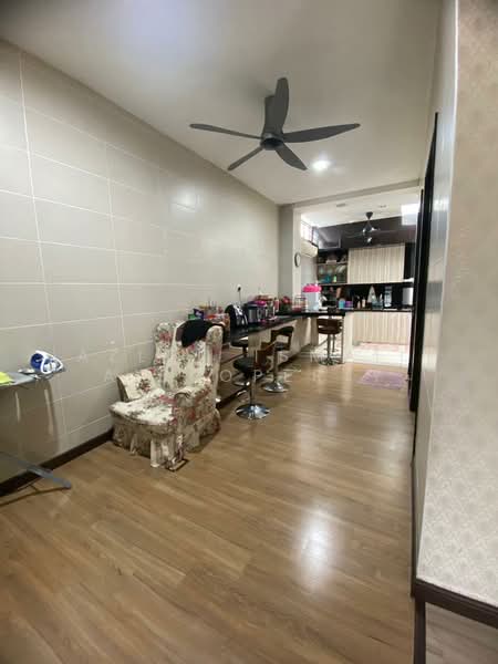 Semi-Detached House for Sale in Taman Impian Emas (Skudai) - Azlan Ismail aiproperty - Kitchen - PropertyGuru.com.my