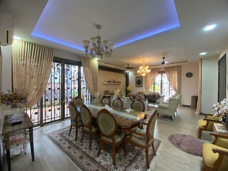 Semi-Detached House for Sale in Taman Impian Emas (Skudai) - Azlan Ismail aiproperty - Living Room - PropertyGuru.com.my