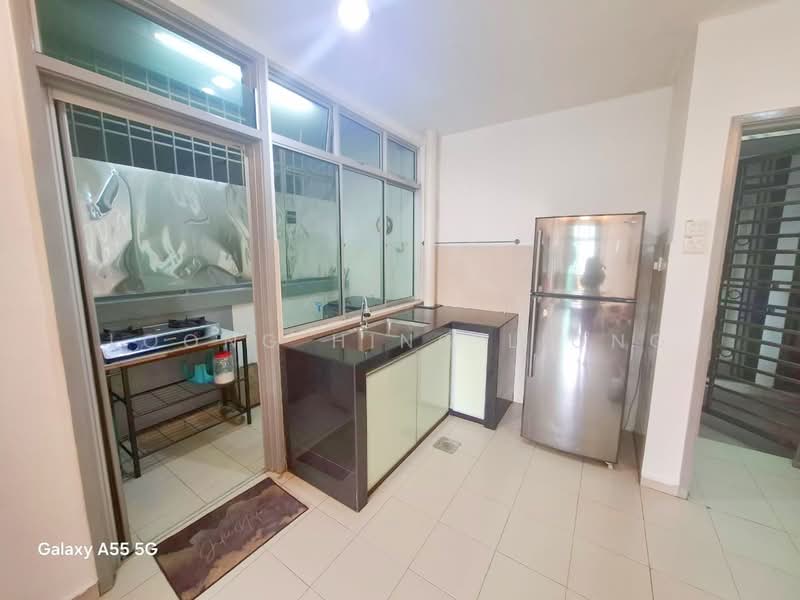 Pangsapuri untuk Disewa di Lake View Suites - Loong Hing Liong - Kitchen - PropertyGuru.com.my