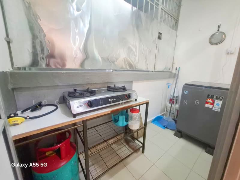 Pangsapuri untuk Disewa di Lake View Suites - Loong Hing Liong - Kitchen - PropertyGuru.com.my