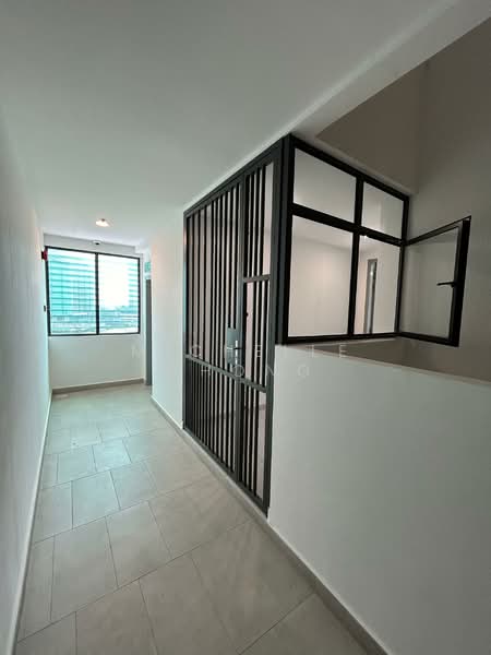 Service Residence for Sale at Sinaran @ Utropolis - Michelle Chong - Corridor - PropertyGuru.com.my