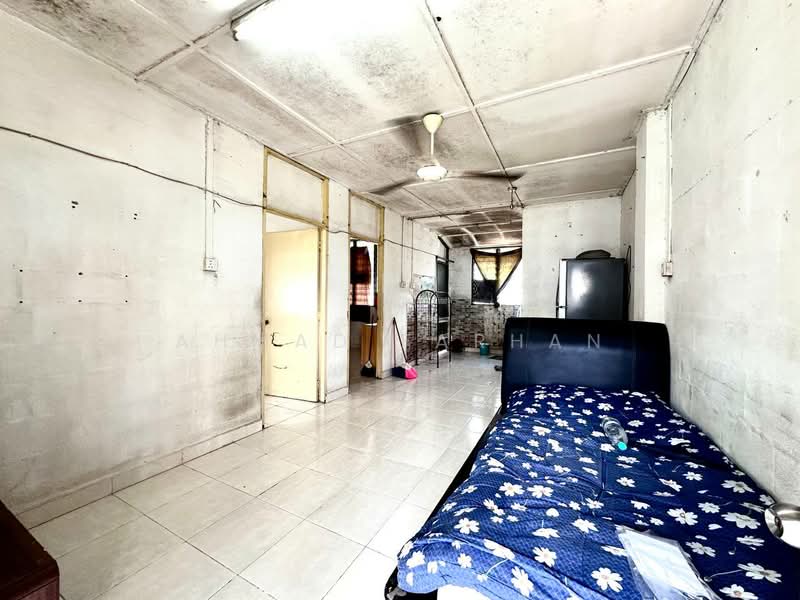 Rumah Flat untuk Dijual di Seksyen 10 Wangsa Maju - Ahmad Farhan - Bedroom - PropertyGuru.com.my