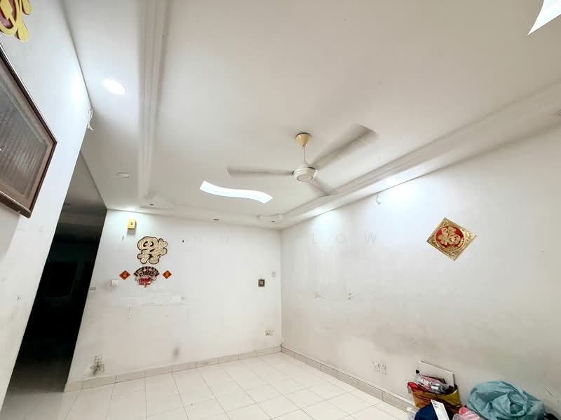 1.5-storey Terraced House for Sale in Taman Gaya (Ulu Tiram) - Annie Low - Interior - PropertyGuru.com.my
