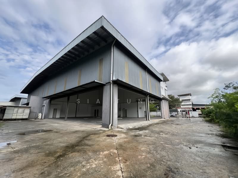 Kilang untuk Disewa di Kampung Sungai Lalang (Semenyih) - Sia Tung - Exterior - PropertyGuru.com.my