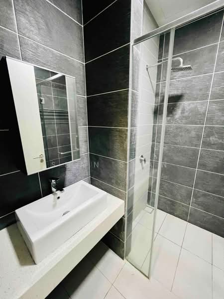 Servis Apartment untuk Disewa di Le Pavillion - Shan Shan - Bathroom - PropertyGuru.com.my