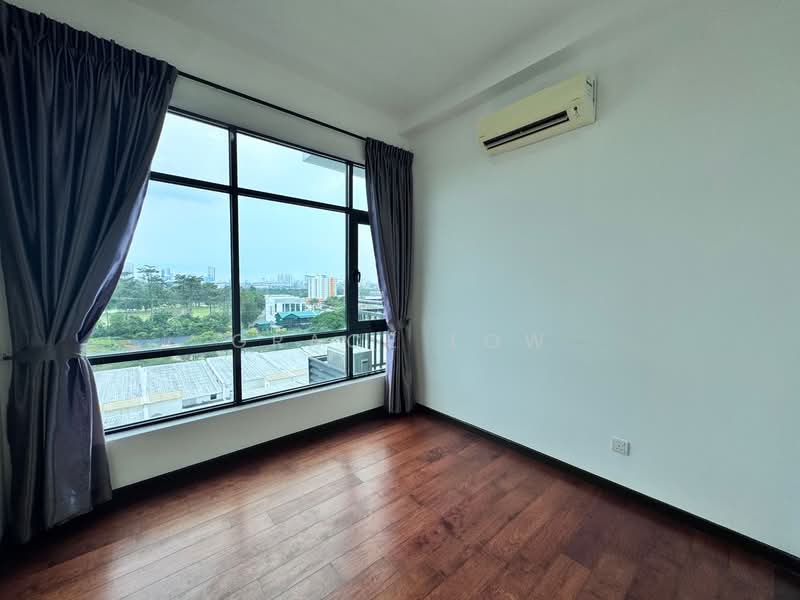 Servis Apartment untuk Dijual di Molek Regency - Grace Low - View - PropertyGuru.com.my