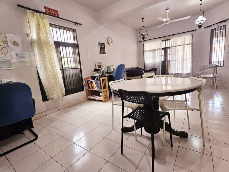2-storey Terraced House for Sale in Kota Damansara (Selangor) - Wayne Yap - Living Room - PropertyGuru.com.my