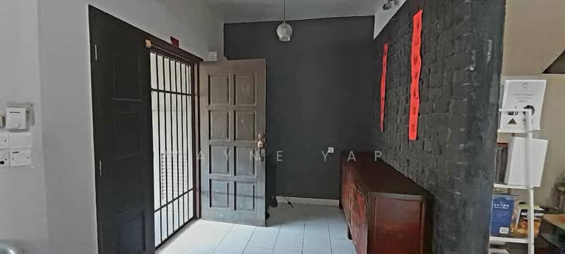 2-storey Terraced House for Sale in Kota Damansara (Selangor) - Wayne Yap - Entrance - PropertyGuru.com.my