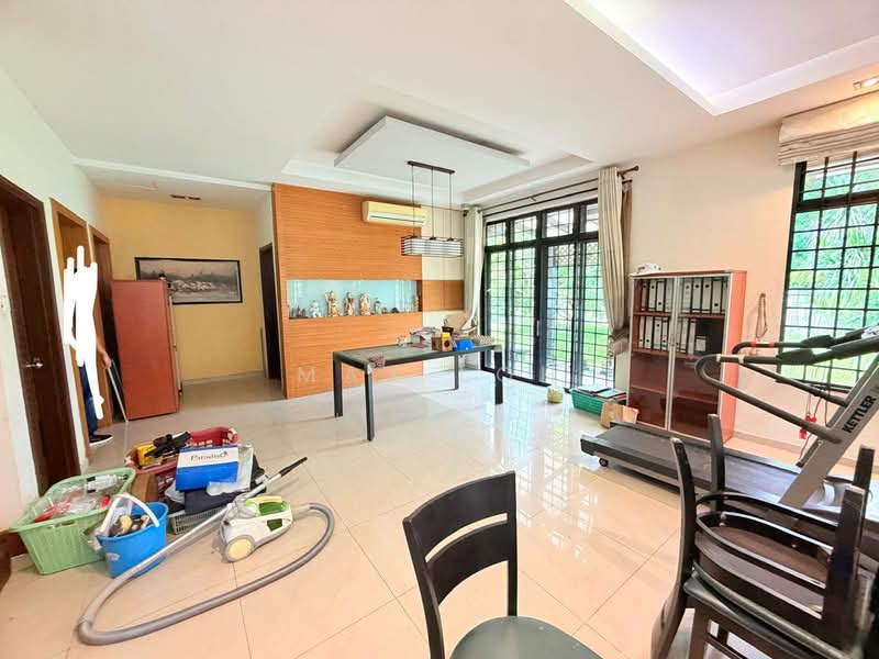 Semi-Detached House for Sale in Taman Perling (Perling) - Max Loh - Living Room - PropertyGuru.com.my