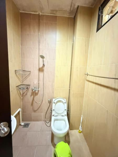 Semi-Detached House for Sale in Taman Perling (Perling) - Max Loh - Bathroom - PropertyGuru.com.my