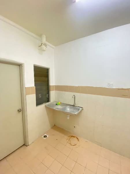 Pangsapuri untuk Disewa di Residensi Bistaria - Sean Lo - Kitchen - PropertyGuru.com.my