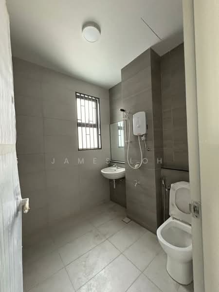 2-storey Terraced House for Rent in Elmina (Shah Alam) - James Loh - Bathroom - PropertyGuru.com.my
