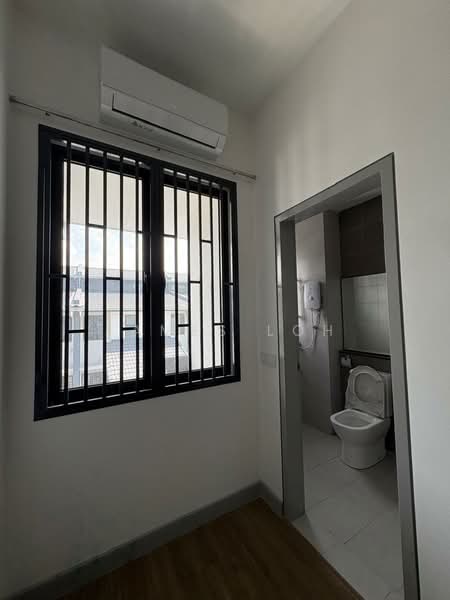 2-storey Terraced House for Rent in Elmina (Shah Alam) - James Loh - Bathroom - PropertyGuru.com.my