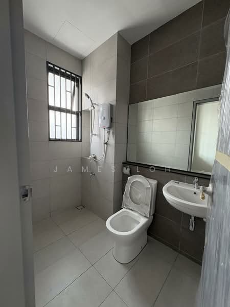 2-storey Terraced House for Rent in Elmina (Shah Alam) - James Loh - Bathroom - PropertyGuru.com.my