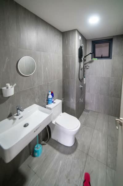 Service Residence for Rent at Savvy @ Riana Dutamas - BC TAN - Bathroom - PropertyGuru.com.my