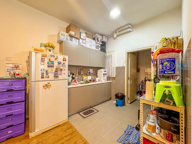 Condominium for Sale at Lakefront Homes - Arif Halim - PropertyGuru.com.my