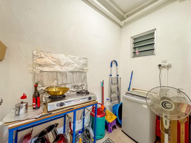 Condominium for Sale at Lakefront Homes - Arif Halim - PropertyGuru.com.my
