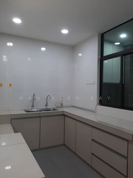 2-storey Terraced House for Sale in Bandar Bukit Raja (Klang) - Han Xern Kay - Kitchen - PropertyGuru.com.my