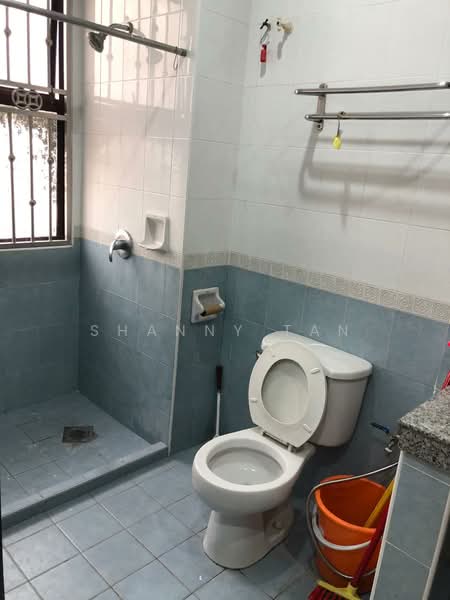 Bungalow for Sale in Sungai Long (Bandar Sungai Long) - Shanny Tan - Bathroom - PropertyGuru.com.my