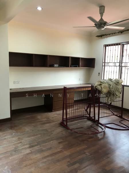Bungalow for Sale in Sungai Long (Bandar Sungai Long) - Shanny Tan - Study - PropertyGuru.com.my