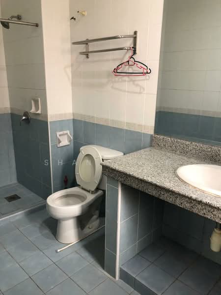Bungalow for Sale in Sungai Long (Bandar Sungai Long) - Shanny Tan - Bathroom - PropertyGuru.com.my