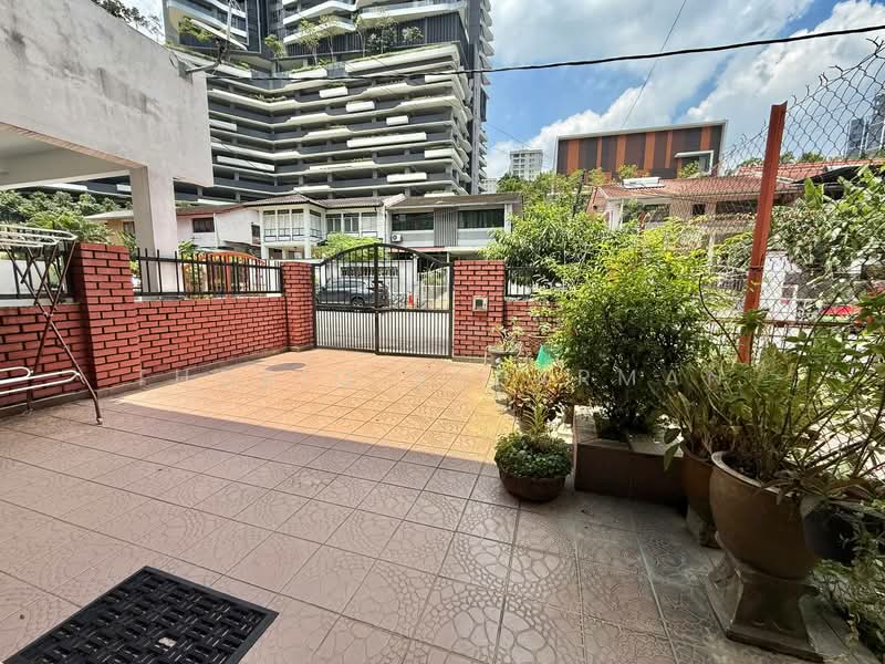 2-storey Terraced House for Sale in Seputeh (Kuala Lumpur) - Thoriq Suparman - Exterior - PropertyGuru.com.my