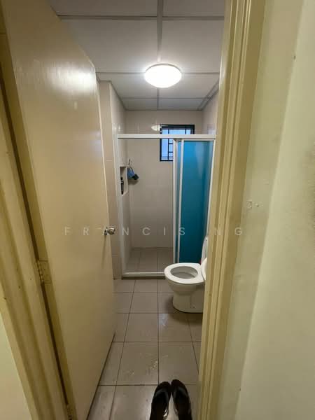 Service Residence for Sale at OUG Parklane - Francis Ng - Bathroom - PropertyGuru.com.my
