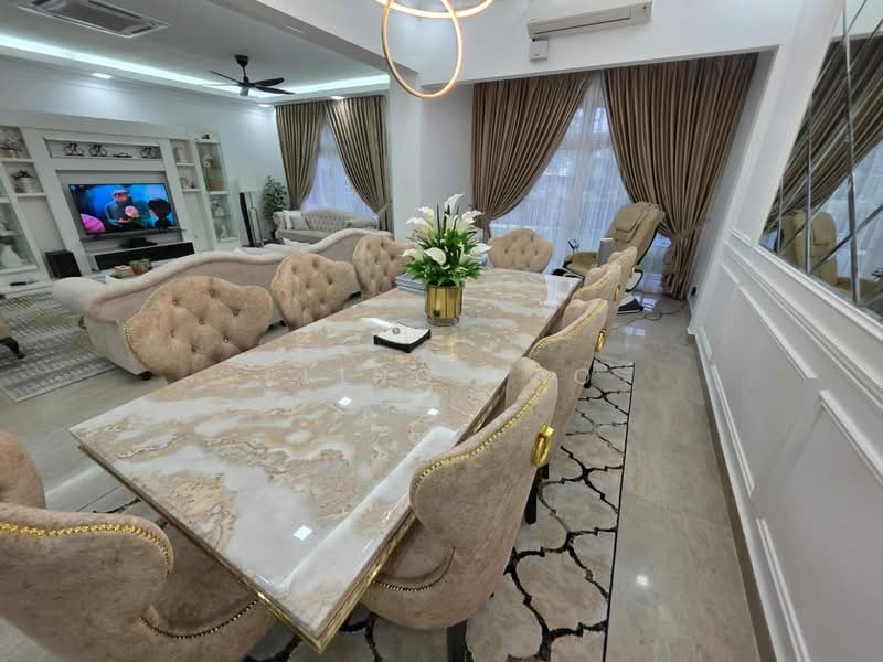 Rumah Banglo untuk Dijual di Ampang (Selangor) - Eling Loo - Living Room - PropertyGuru.com.my