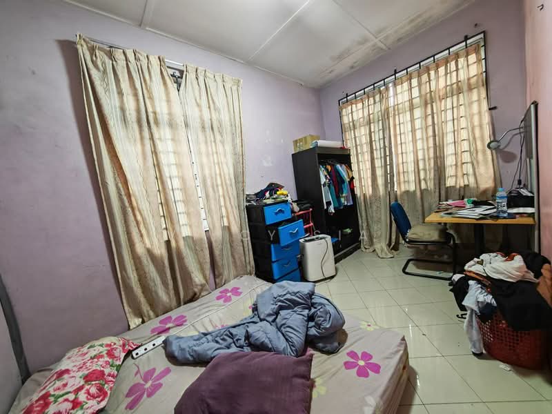 Rumah Teres 2 Tingkat untuk Dijual di Skudai (Johor) - Vincy Sia - Bedroom - PropertyGuru.com.my
