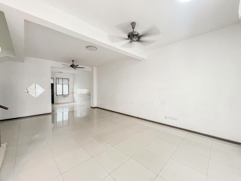 Rumah Teres untuk Dijual di Taman Saujana KLIA (Sepang) - Arif Halim Halim - PropertyGuru.com.my
