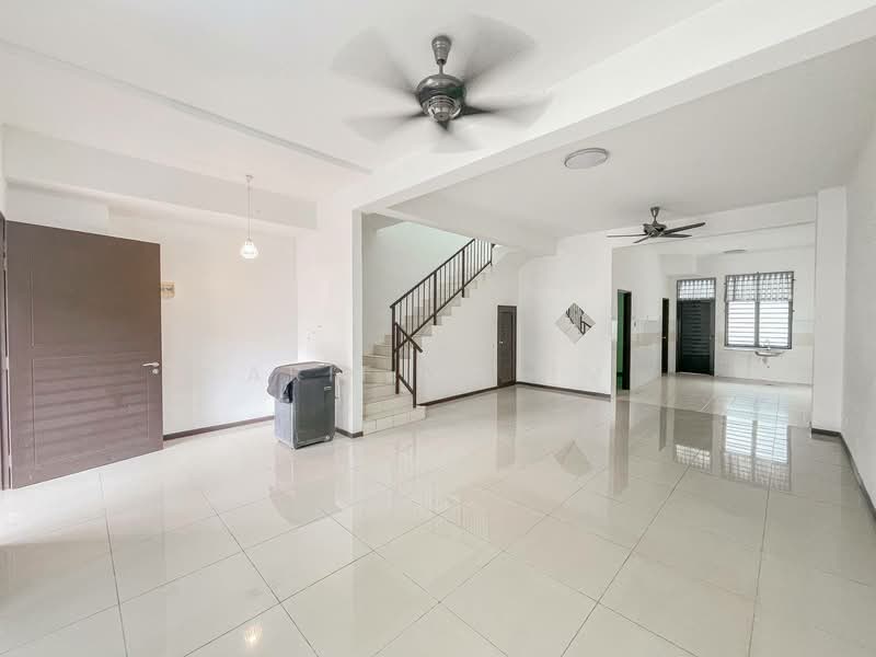 Rumah Teres untuk Dijual di Taman Saujana KLIA (Sepang) - Arif Halim Halim - PropertyGuru.com.my