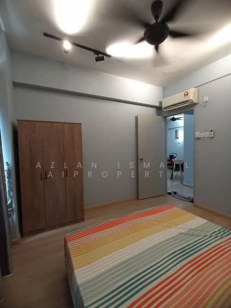 Servis Apartment untuk Dijual di Residences @ 1 Tebrau - Azlan Ismail aiproperty - Bedroom - PropertyGuru.com.my