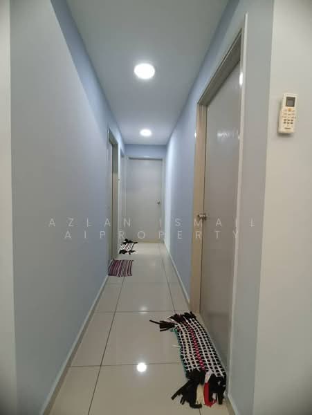 Servis Apartment untuk Dijual di Residences @ 1 Tebrau - Azlan Ismail aiproperty - Corridor - PropertyGuru.com.my