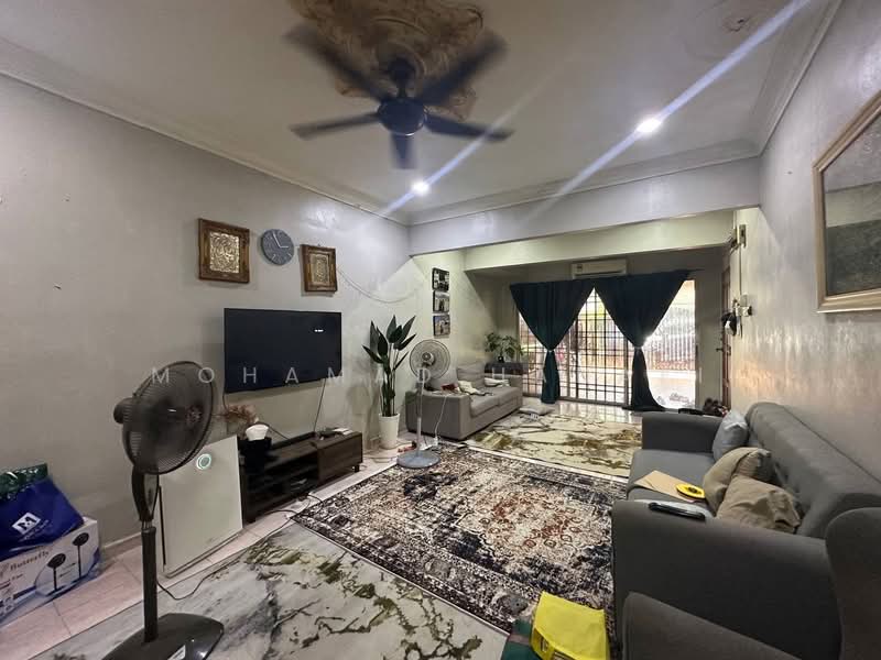 1-storey Terraced House for Sale in Seksyen 18 (Shah Alam) - Mohamad Hanafi - PropertyGuru.com.my