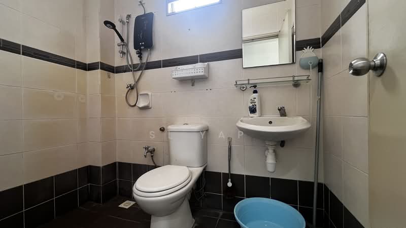 2-storey Terraced House for Rent in Seremban (Negeri Sembilan) - SL Yap - Bathroom - PropertyGuru.com.my